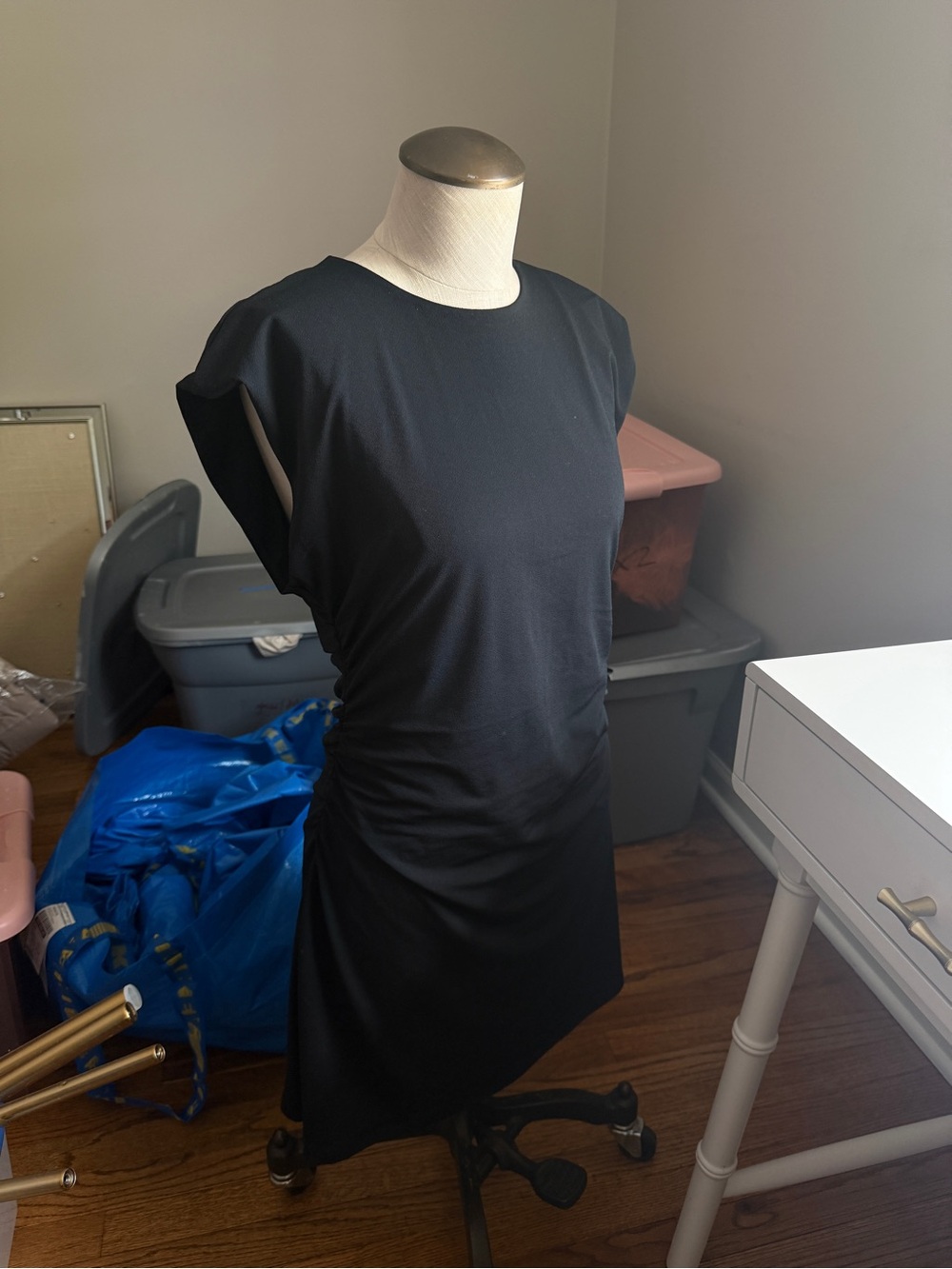 Abercrombie & Fitch Black Ruched Midi Dress